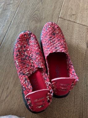 Mindful Shoes  Red Woven Slip-On Shoes